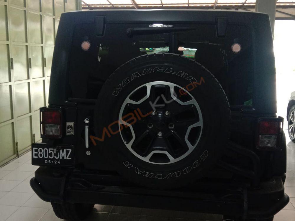 Mobil Jeep Wrangler 2013