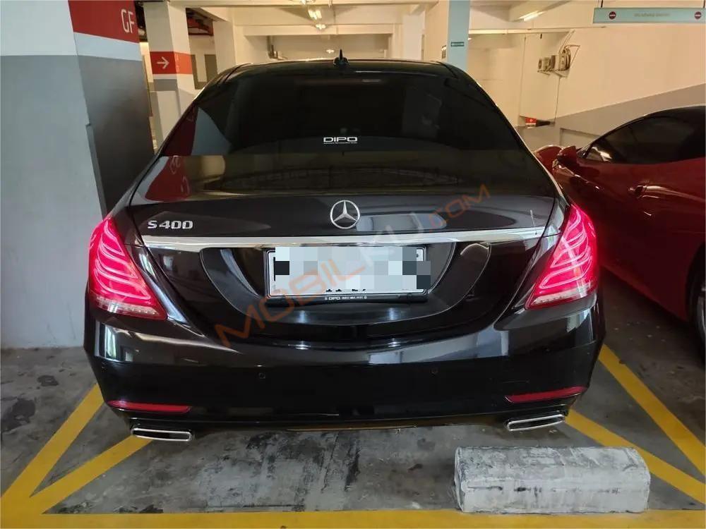 Mobil Mercedes-Benz S-Class 2014