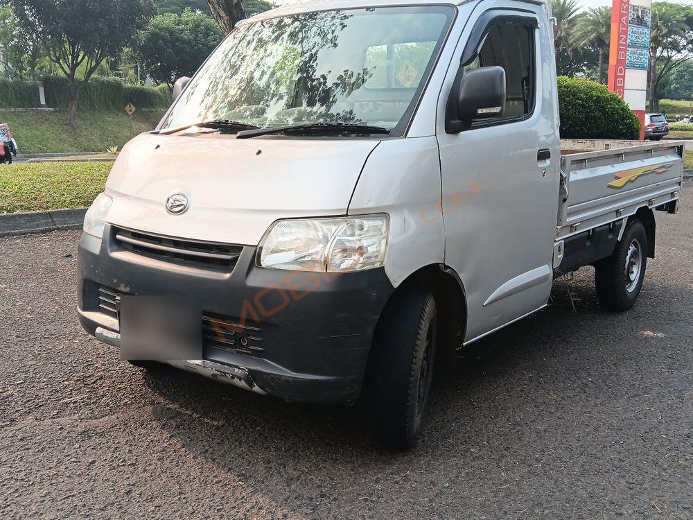 Mobil Daihatsu Gran Max 2017