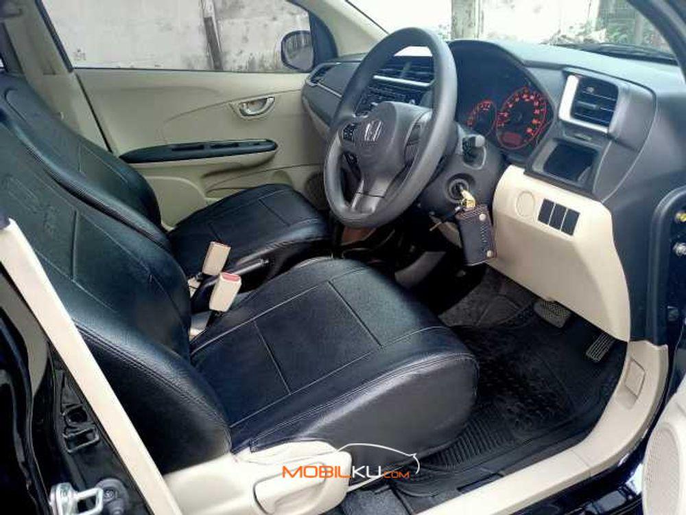 Mobil Honda Brio 2017
