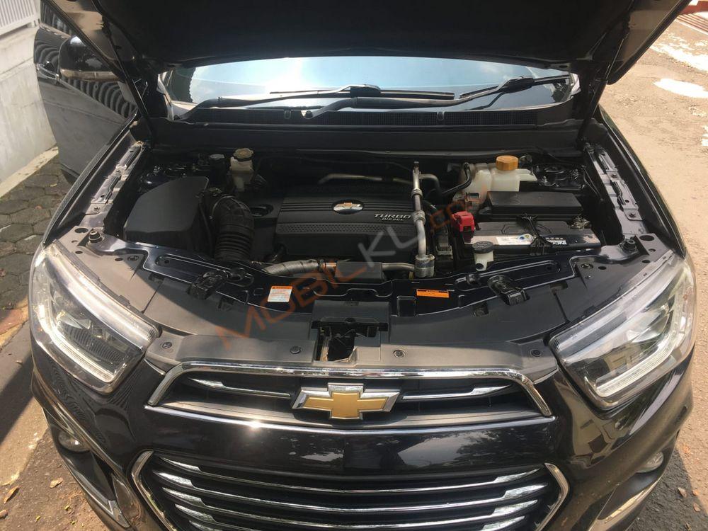 Mobil Chevrolet Captiva 2016