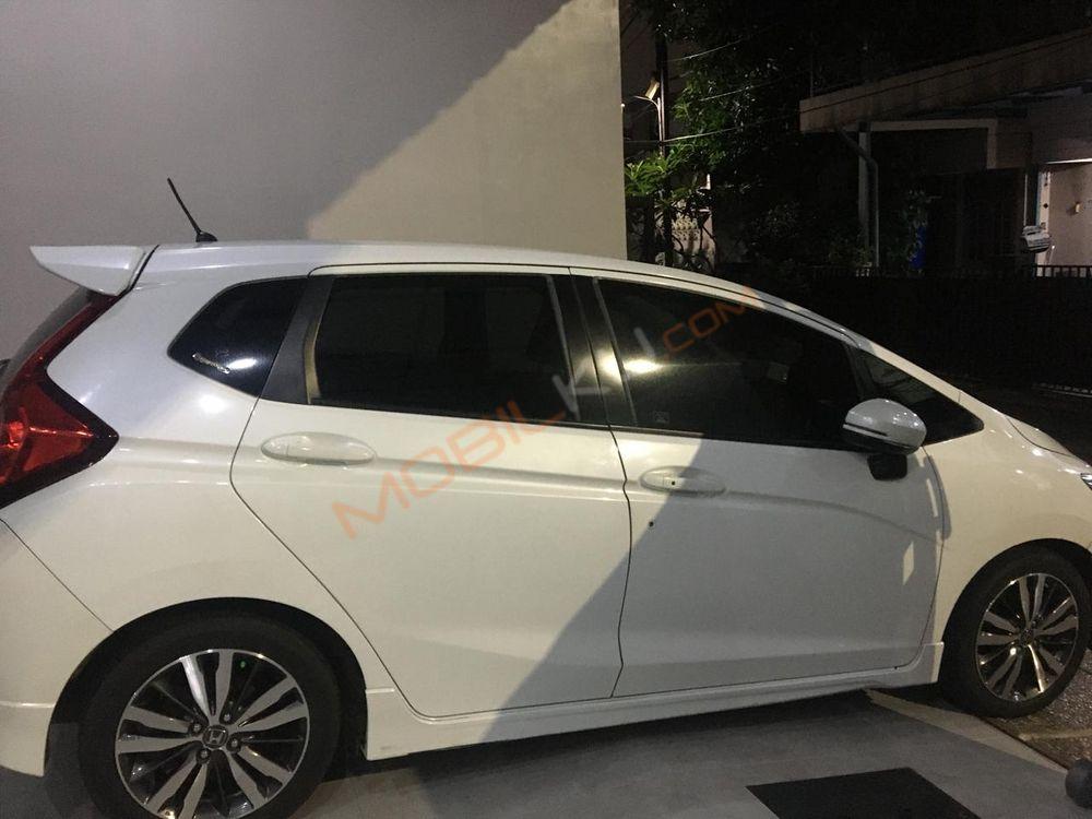 Mobil Honda Jazz 2015