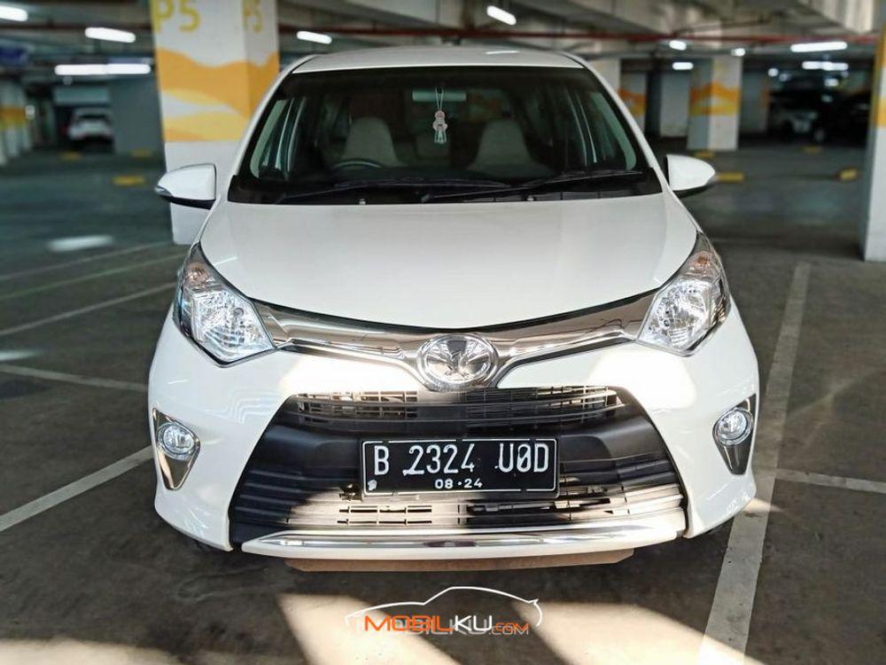 Mobil Toyota Calya 2019
