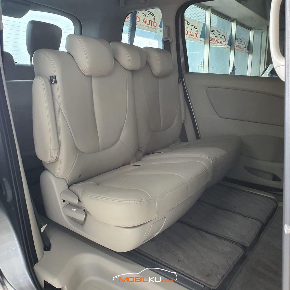 Mobil Mazda Biante 2016