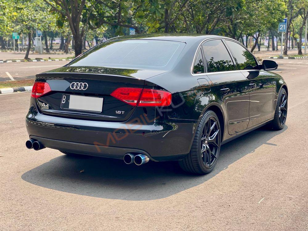 Mobil Audi A4 2010
