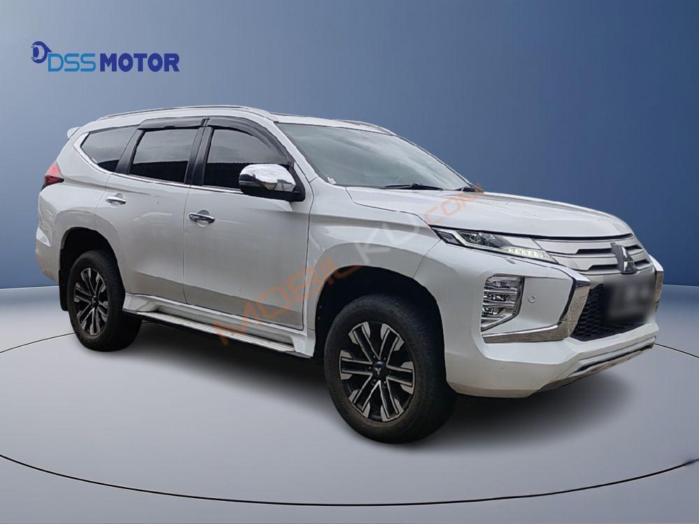 Mobil Mitsubishi Pajero Sport 2021