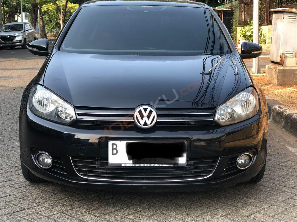 Mobil Volkswagen Golf 2013