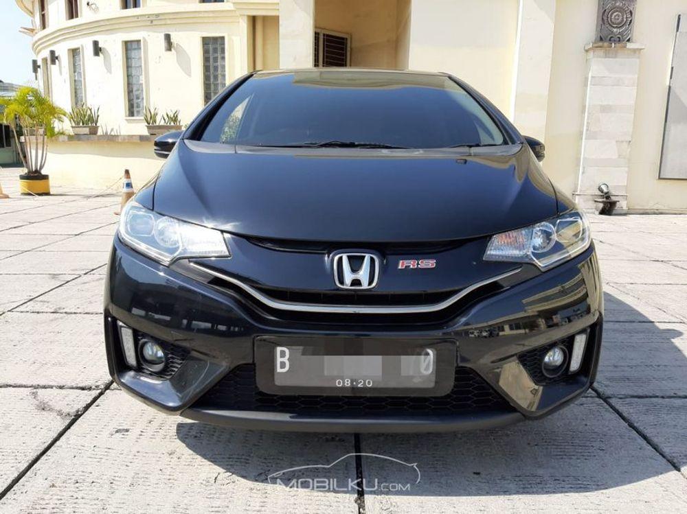 Mobil Honda Jazz 2015