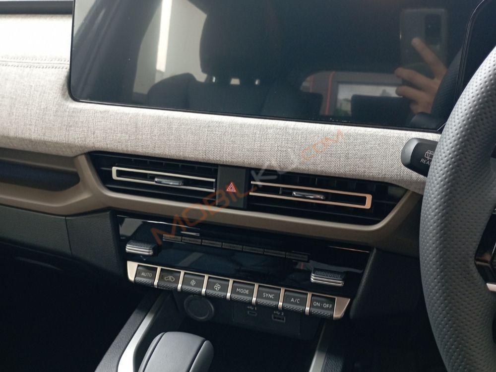 Mobil undefined undefined undefined