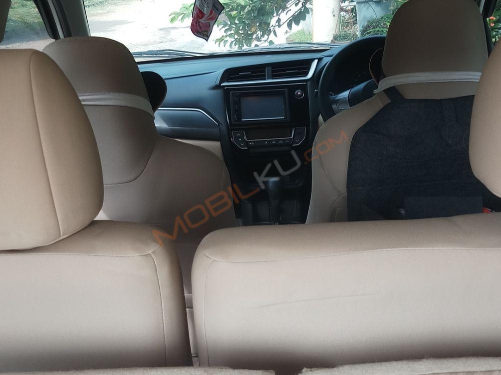 Mobil Honda Mobilio 2016