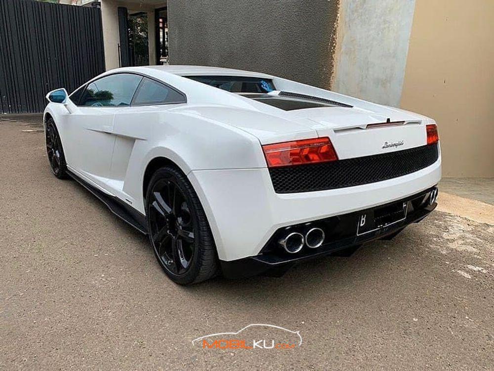 Mobil Lamborghini Gallardo 2013