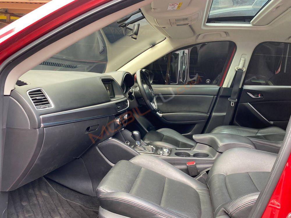 Mobil Mazda CX-5 2015