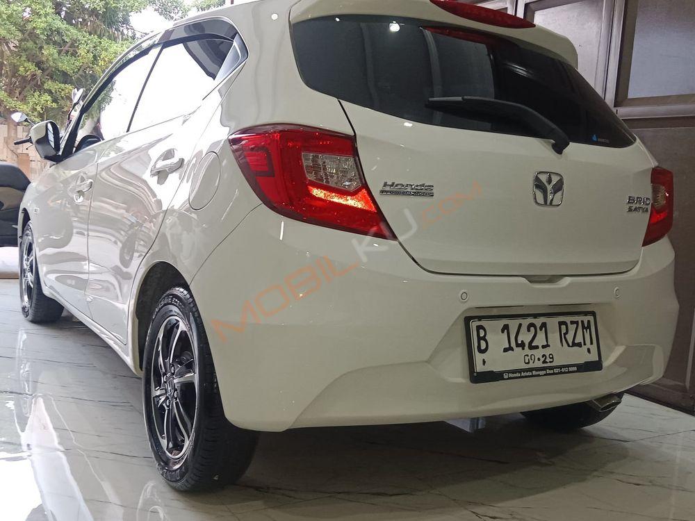 Mobil Honda Brio 2024