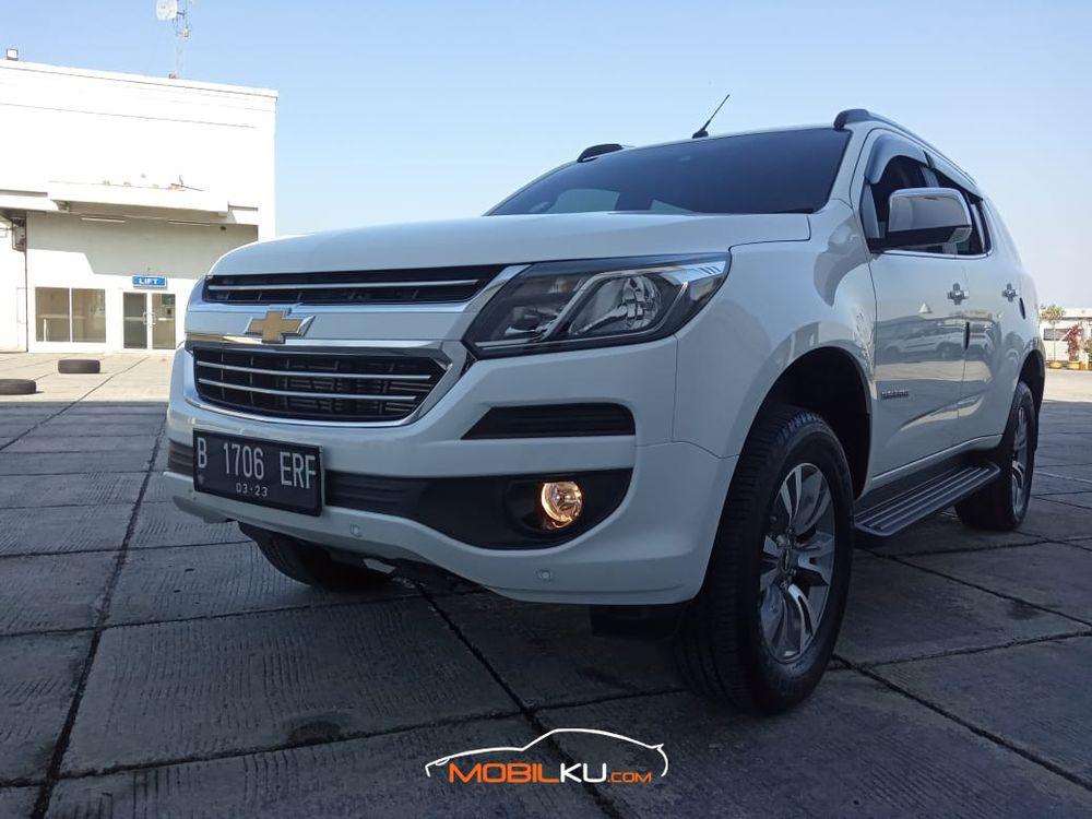 Mobil Chevrolet Blazer 2017