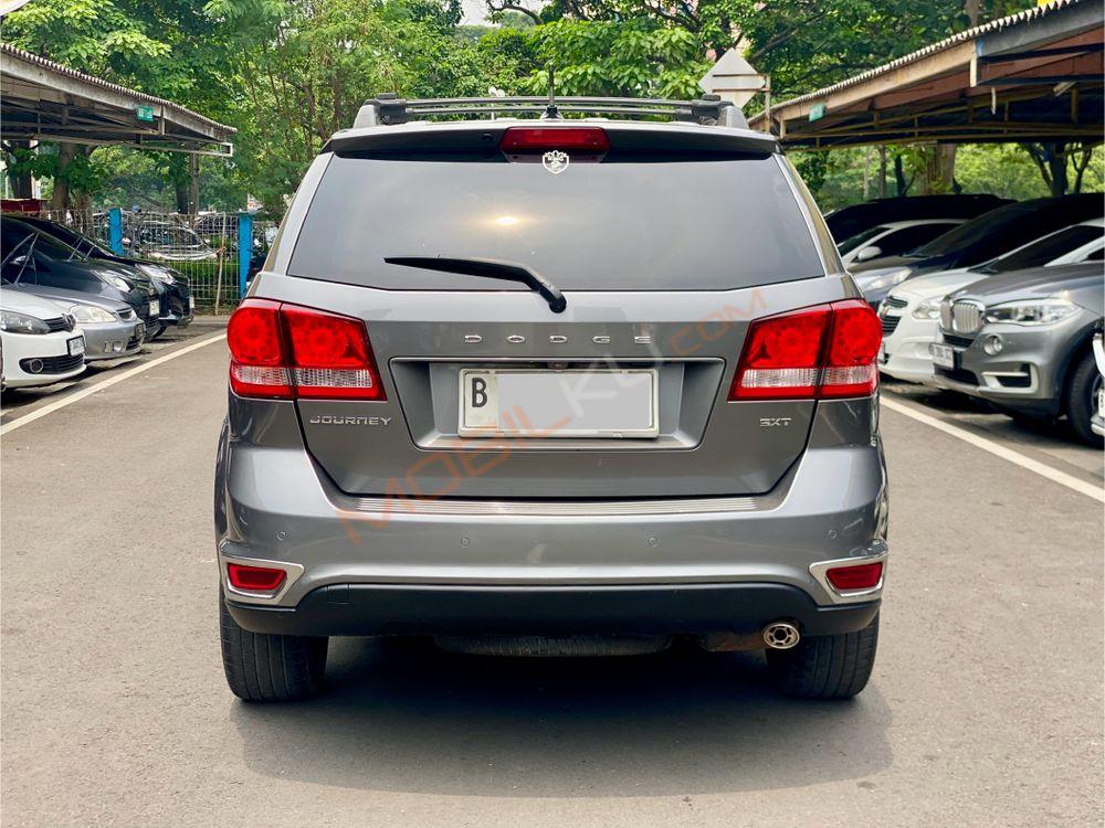 Mobil Dodge Journey 2013