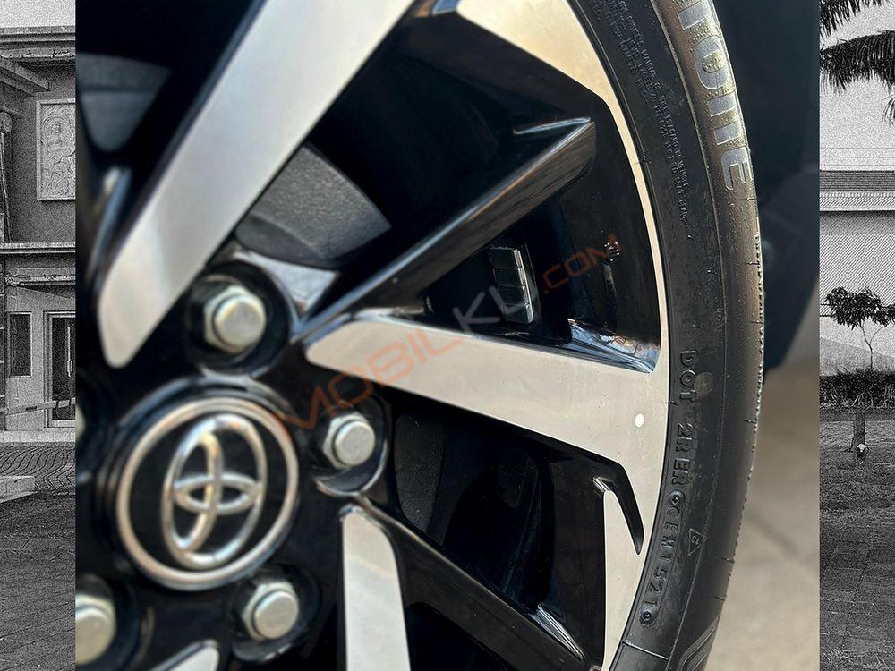 Mobil Toyota Rush 2021