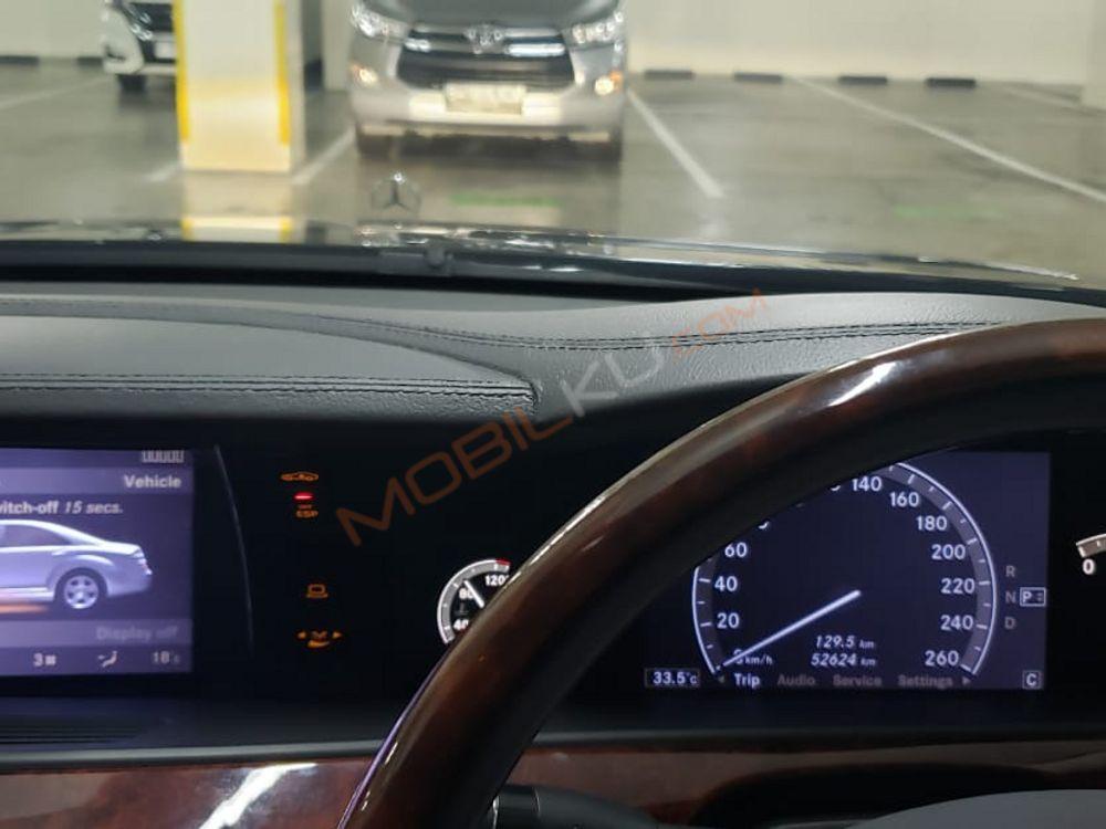 Mobil Mercedes-Benz S-Class 2007