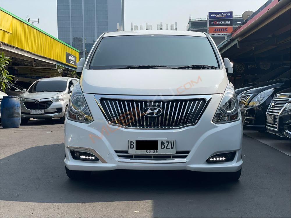 Mobil Hyundai H-1 2018