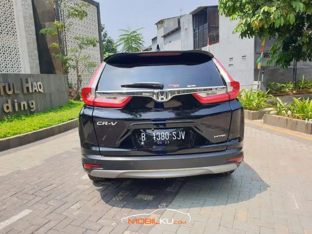 Mobil Honda CR-V 2017