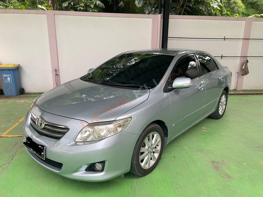 Mobil Toyota Corolla 2009