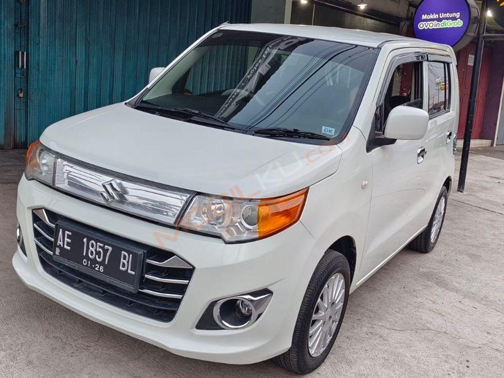 Mobil Suzuki Karimun Wagon R 2015
