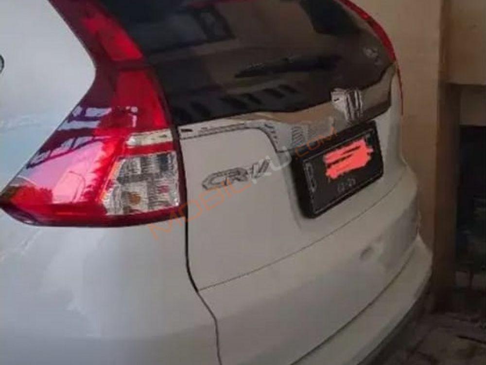 Mobil Honda CR-V 2015