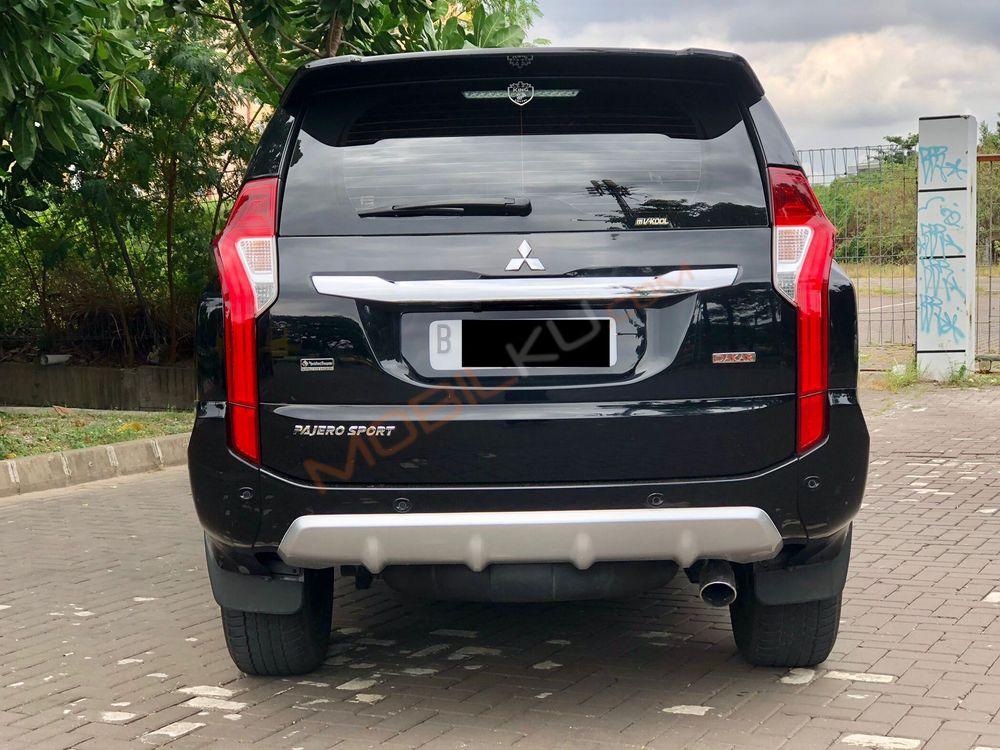 Mobil Mitsubishi Pajero Sport 2018