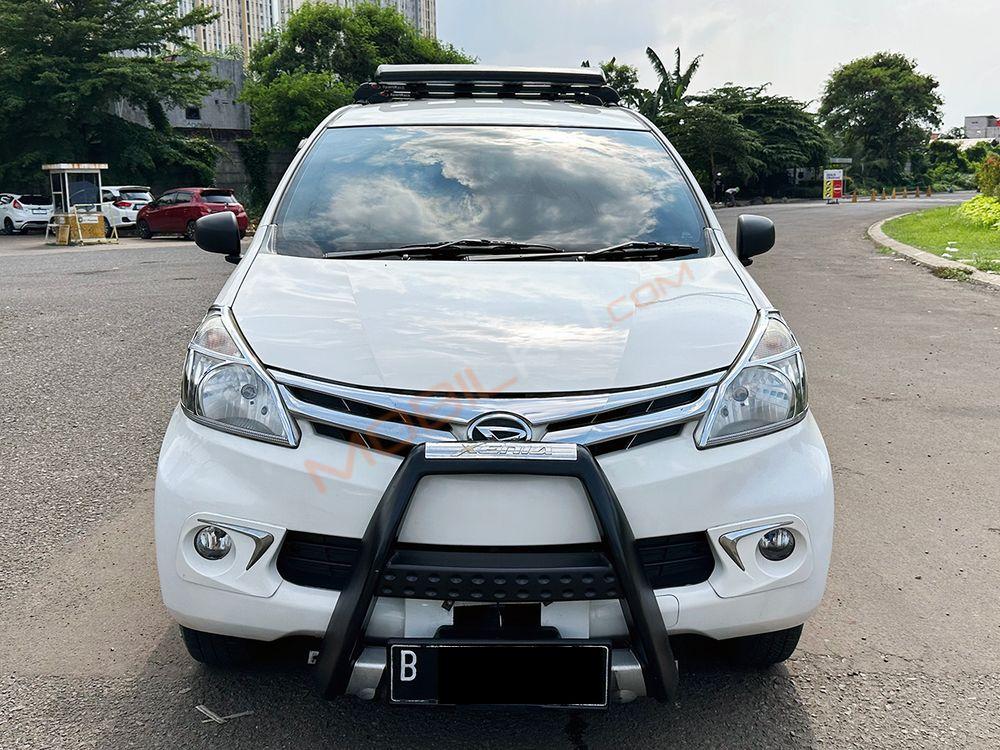 Mobil Daihatsu Xenia 2015