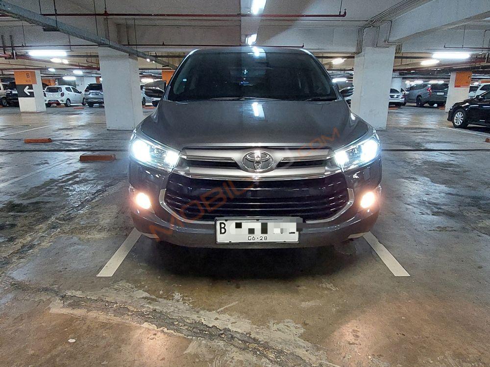 Mobil Toyota Kijang Innova 2018