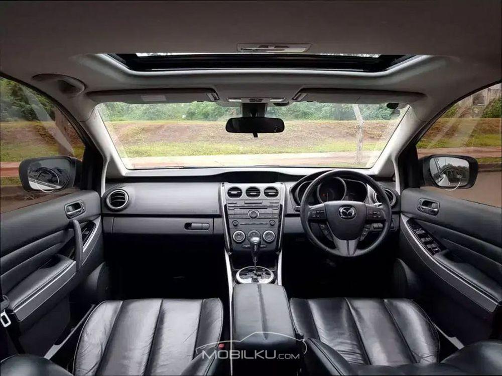 Mobil Mazda CX-7 2012