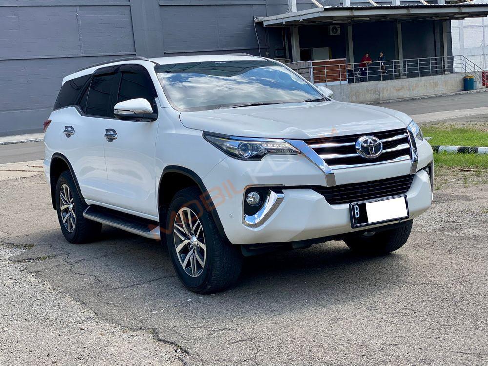 Mobil Toyota Fortuner 2017