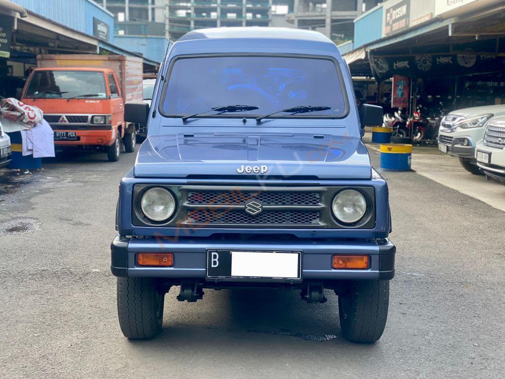 Mobil Suzuki Katana 2005