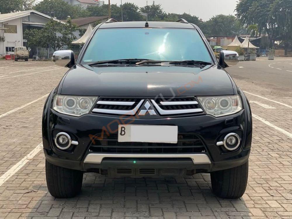 Mobil Mitsubishi Pajero Sport 2013