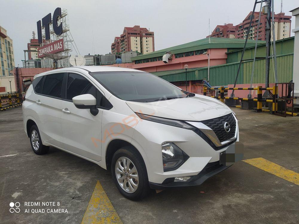 Mobil Nissan Livina 2019
