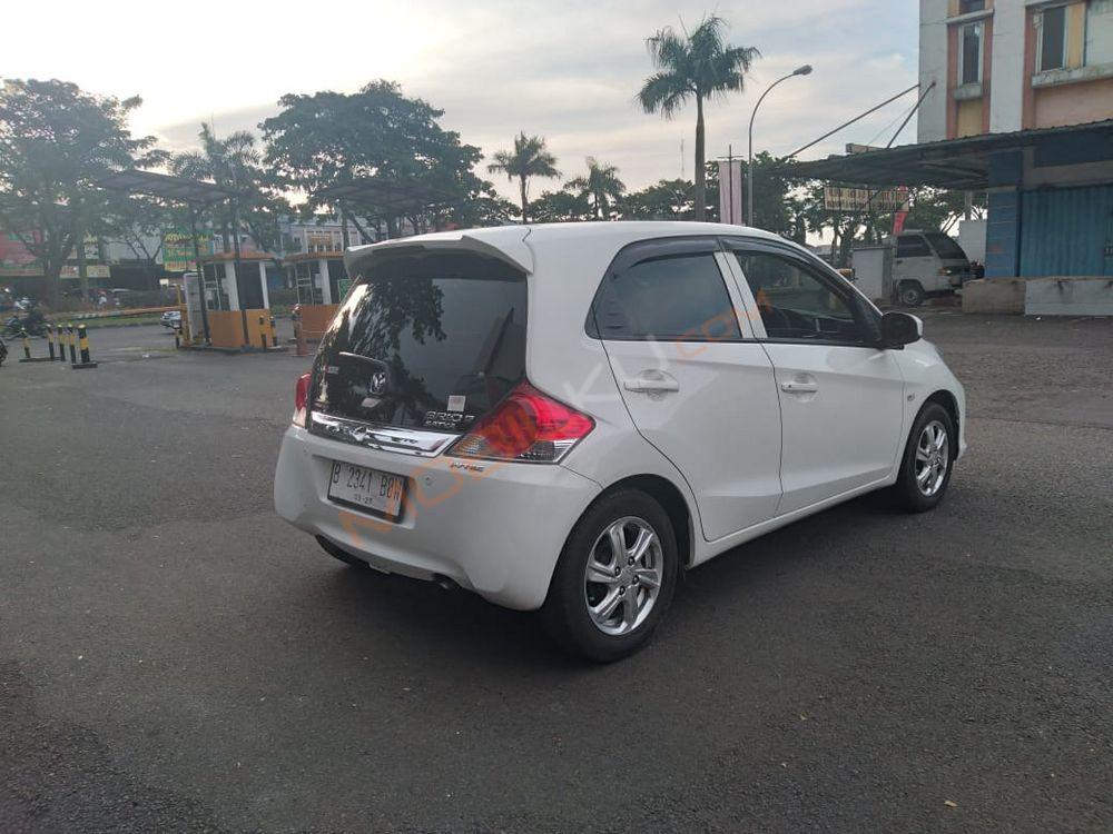 Mobil Honda Brio 2017