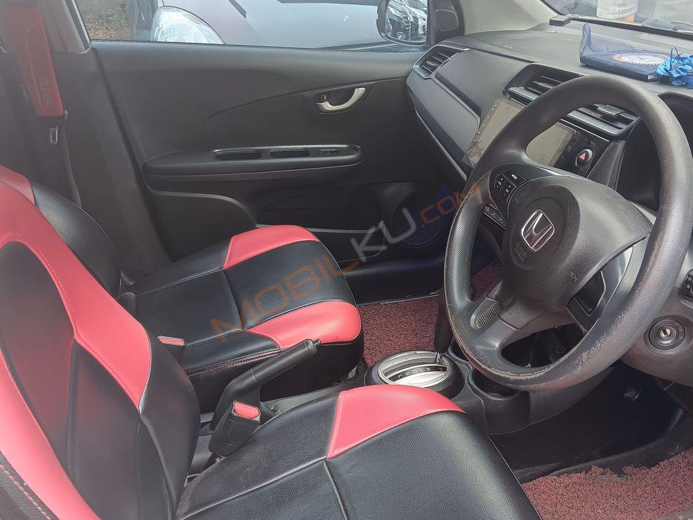 Mobil Honda Mobilio 2017