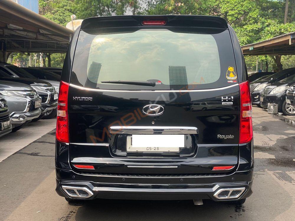 Mobil Hyundai H-1 2018