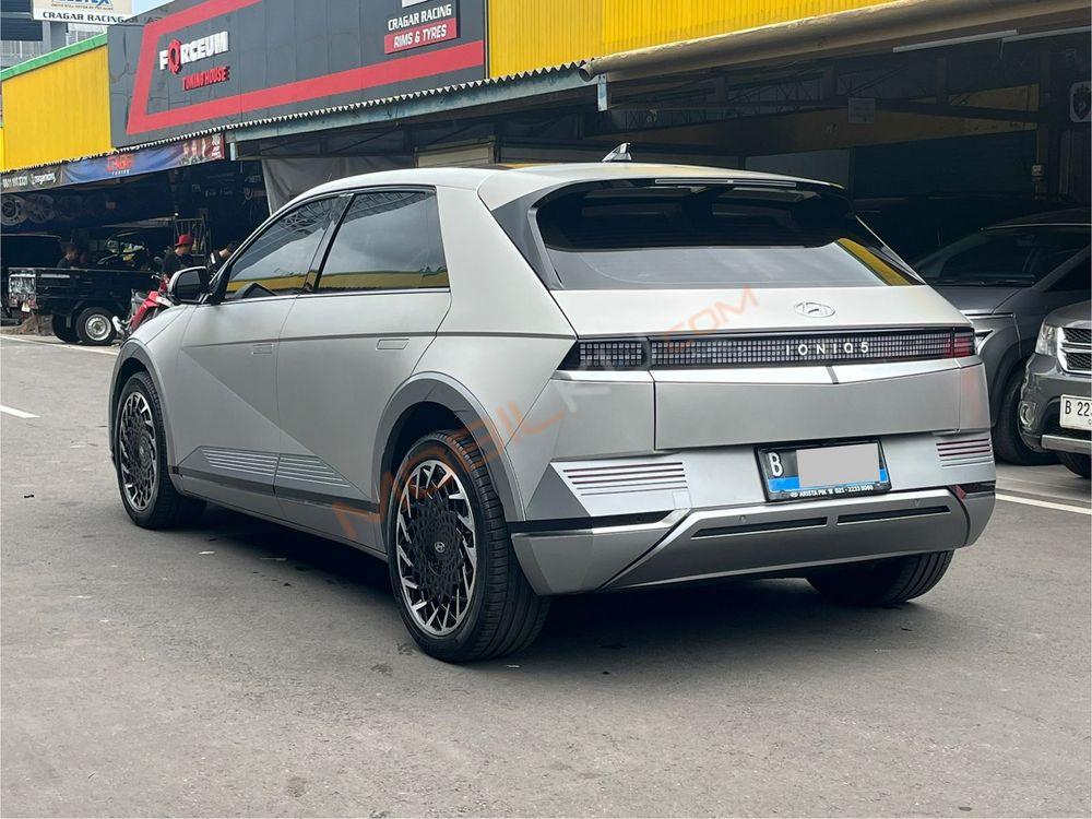 Mobil Hyundai Ioniq 5 2023