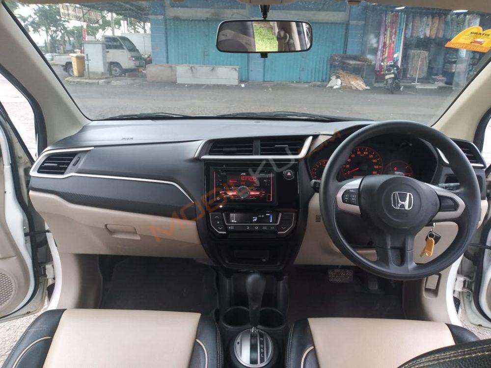 Mobil Honda Brio 2017