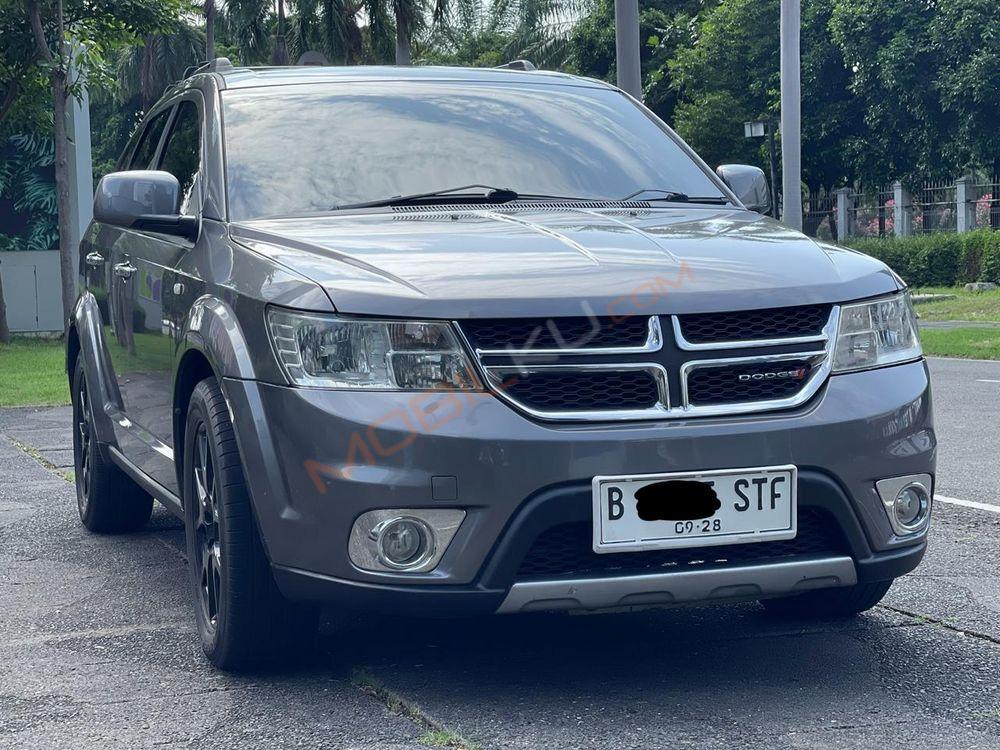 Mobil Dodge Journey 2013