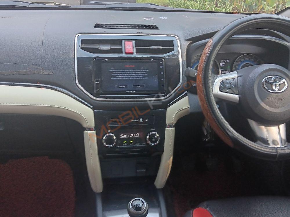 Mobil Toyota Rush 2020