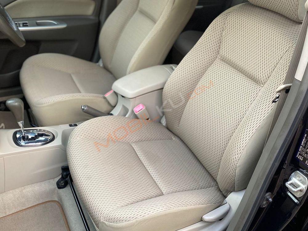 Mobil Toyota Vios 2012