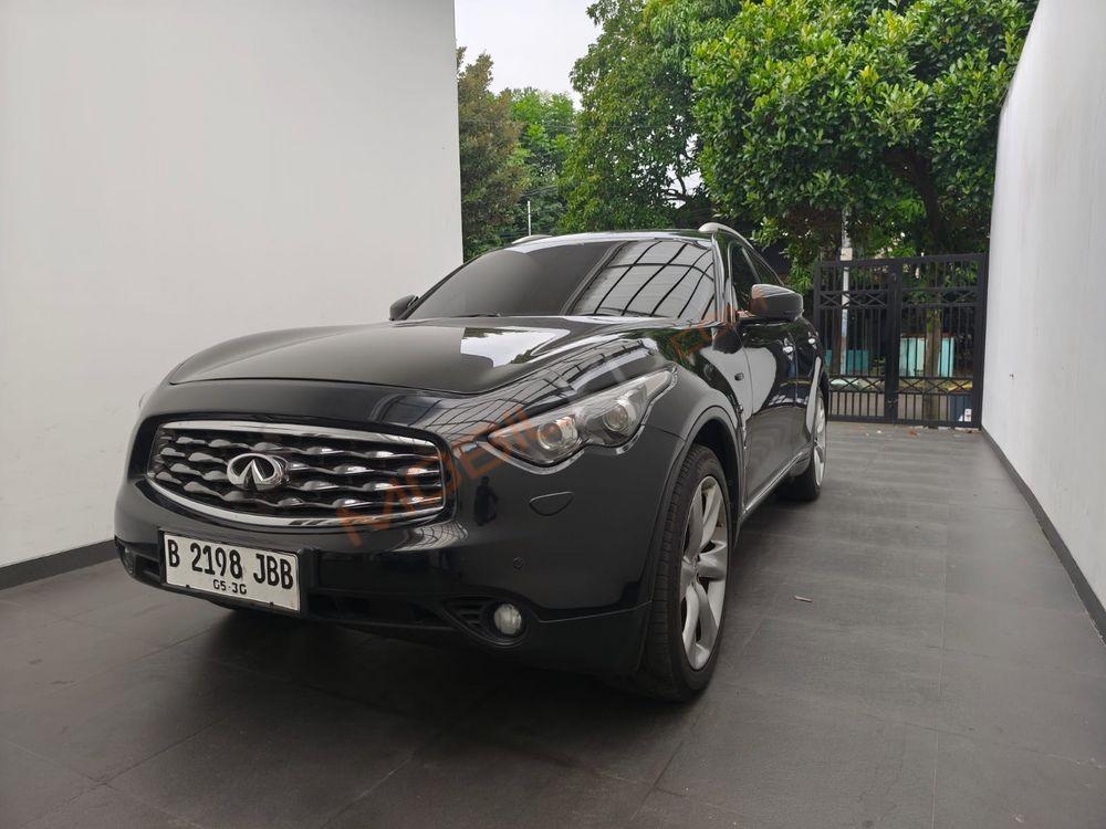 Mobil Infiniti FX 2013