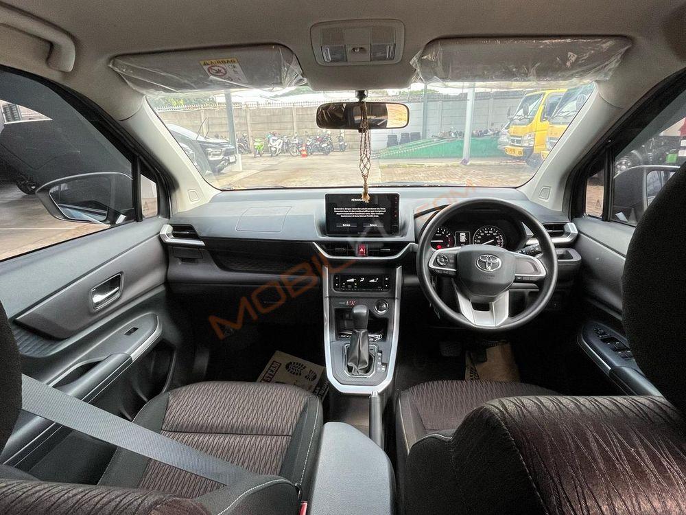 Mobil Toyota Avanza 2022