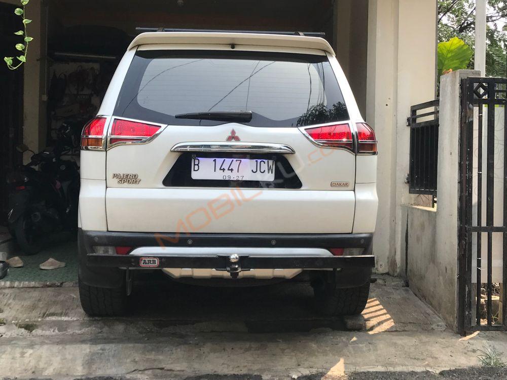 Mobil Mitsubishi Pajero Sport 2012