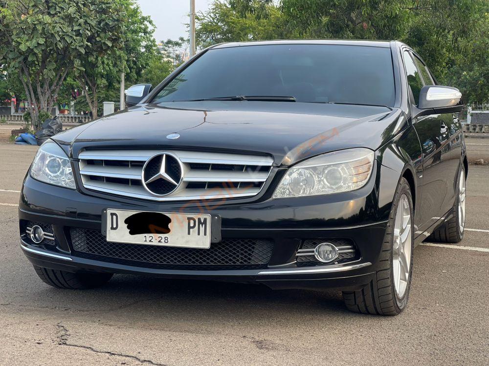 Mobil Mercedes-Benz C-Class 2008