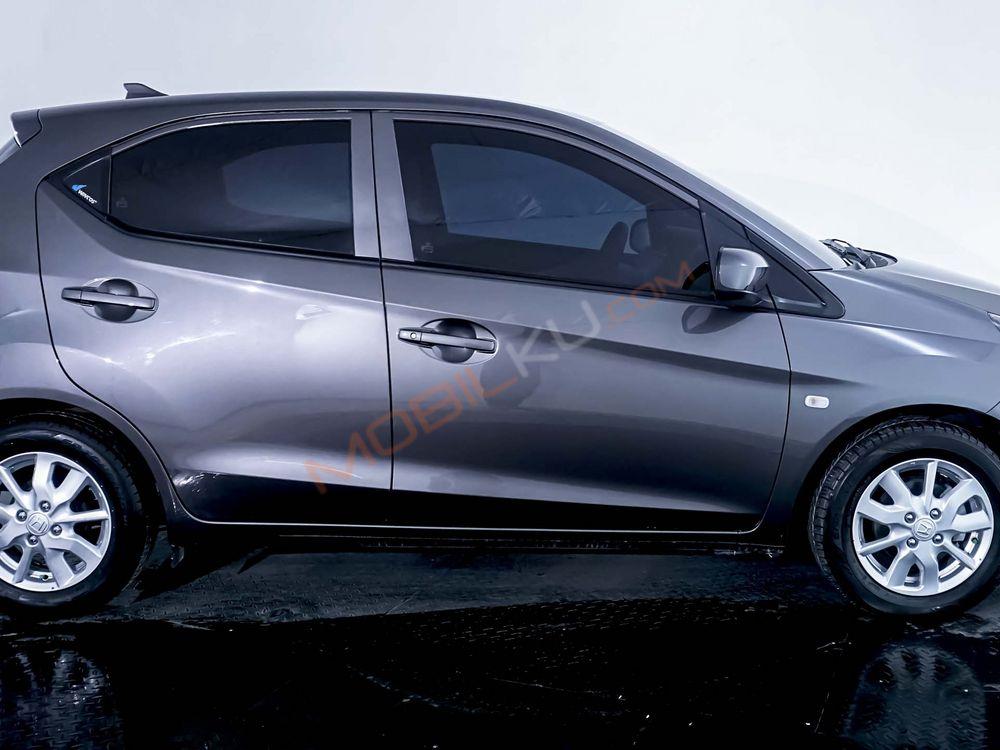 Mobil Honda Brio 2021