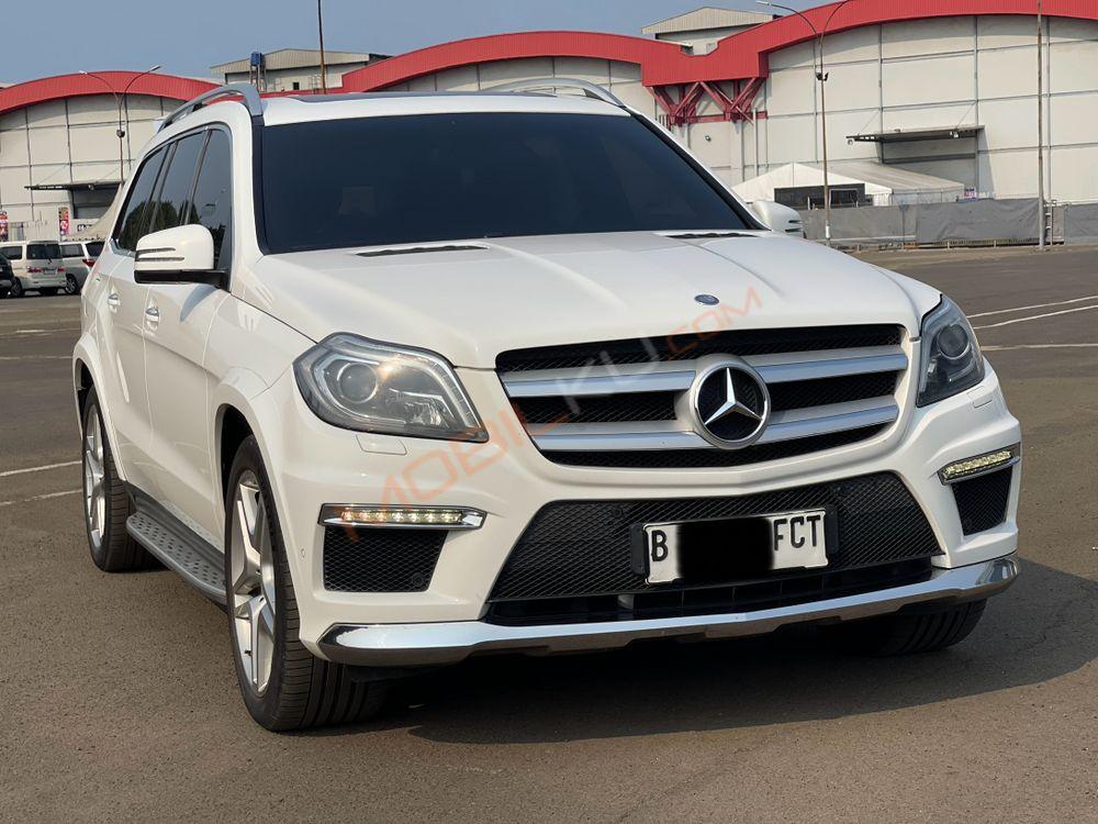 Mobil Mercedes-Benz GL 2014