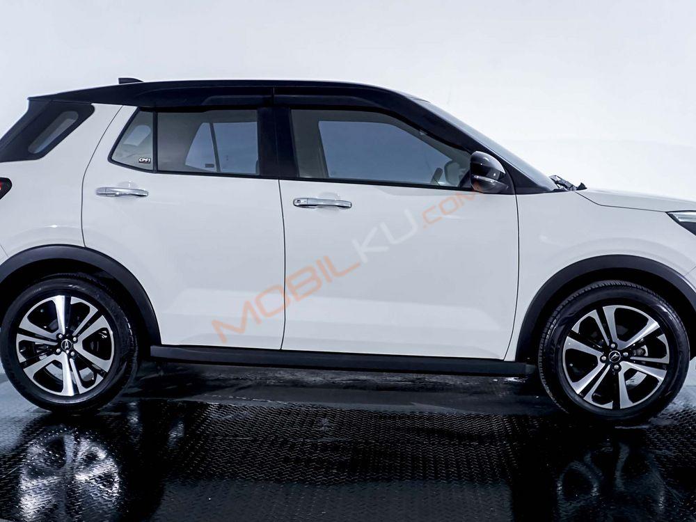 Mobil Daihatsu Rocky 2021