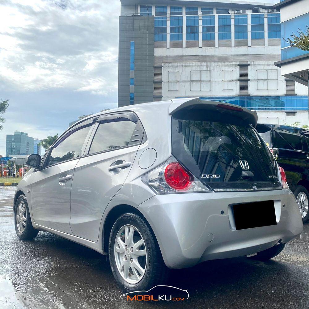 Mobil Honda Brio 2013